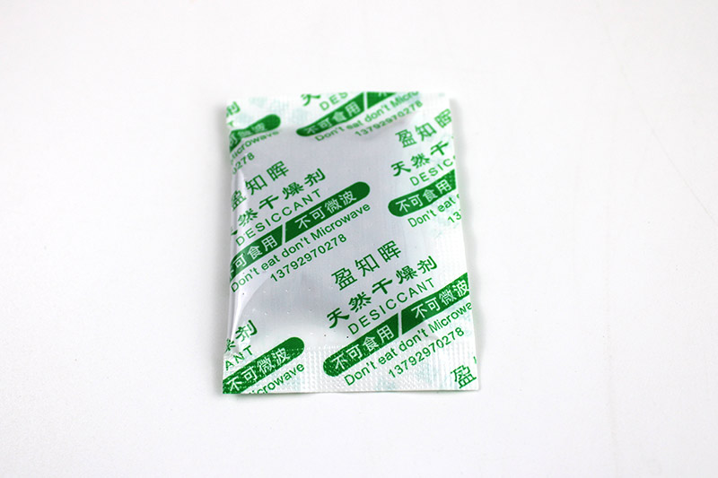 兒童誤食食品干燥劑，怎么辦？